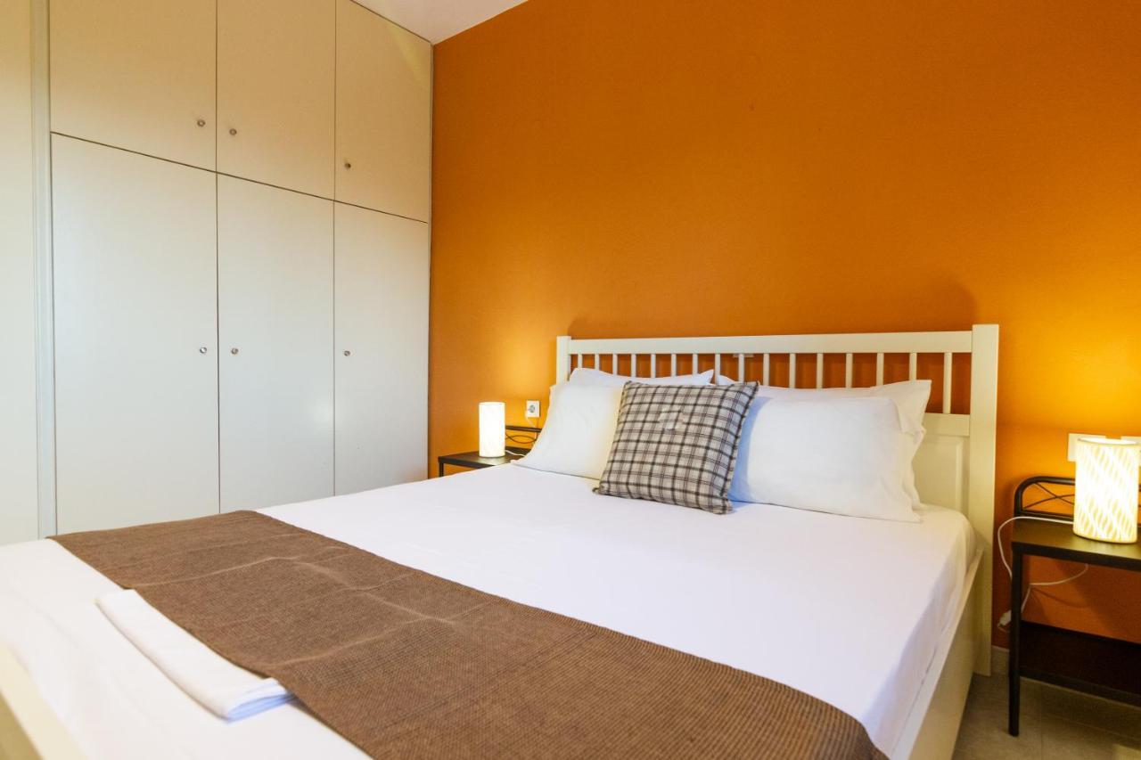 Elaionas Aparthotel Leonídion Екстериор снимка